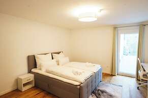 KC Hostings - Prestige Apartments