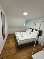 KC Hostings - Prestige Apartments