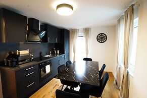 KC Hostings - Prestige Apartments