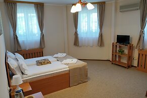 Bucharest Downtown Inn