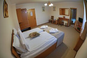 Bucharest Downtown Inn