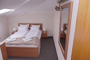 Bucharest Downtown Inn