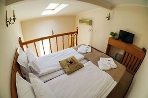 Bucharest Downtown Inn