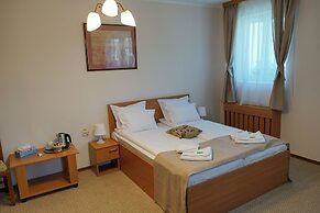 Bucharest Downtown Inn