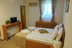 Bucharest Downtown Inn