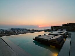 Kounoupas Complex by Mykonos Rocks