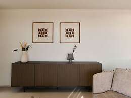 Kounoupas Complex by Mykonos Rocks