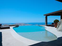 Kounoupas Complex by Mykonos Rocks