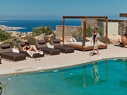 Kounoupas Complex by Mykonos Rocks