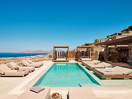 Kounoupas Complex by Mykonos Rocks