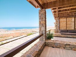 Kounoupas Complex by Mykonos Rocks