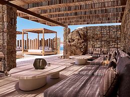 Kounoupas Complex by Mykonos Rocks