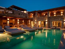 Kounoupas Complex by Mykonos Rocks