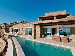 Kounoupas Complex by Mykonos Rocks