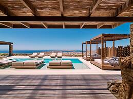 Kounoupas Complex by Mykonos Rocks