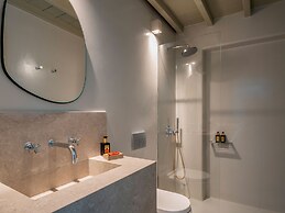 Kounoupas Complex by Mykonos Rocks