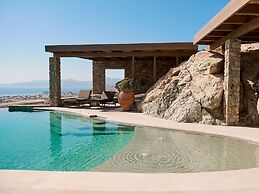 Kounoupas Complex by Mykonos Rocks