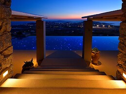 Kounoupas Complex by Mykonos Rocks