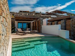 Kounoupas Complex by Mykonos Rocks