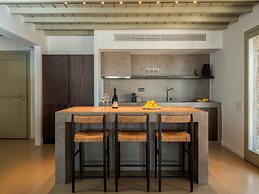 Kounoupas Complex by Mykonos Rocks