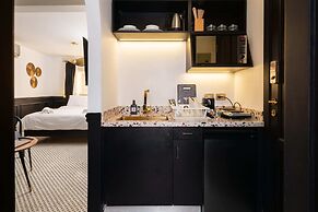 Xuru Downtown Studios