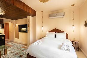 Xuru Downtown Studios