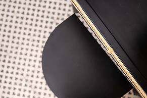 Xuru Downtown Studios