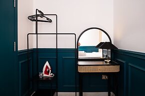 Xuru Downtown Studios