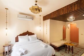 Xuru Downtown Studios