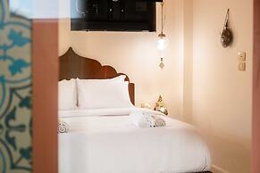 Xuru Downtown Studios