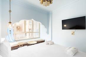 Xuru Downtown Studios