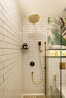 Xuru Downtown Studios