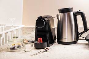 Xuru Downtown Studios