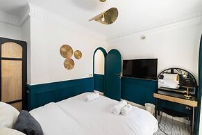 Xuru Downtown Studios