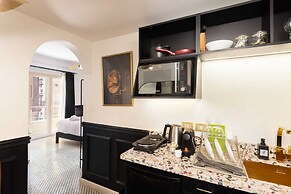 Xuru Downtown Studios