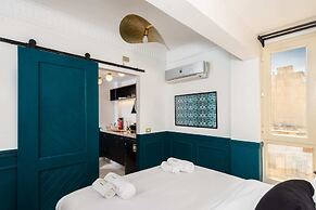 Xuru Downtown Studios