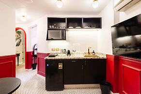 Xuru Downtown Studios