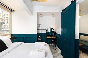 Xuru Downtown Studios