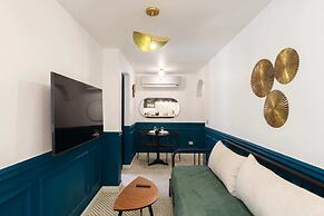 Xuru Downtown Studios