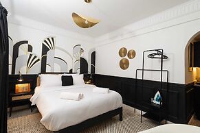 Xuru Downtown Studios