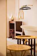 Xuru Downtown Studios