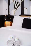 Xuru Downtown Studios