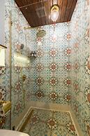 Xuru Downtown Studios