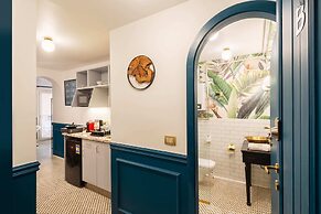 Xuru Downtown Studios