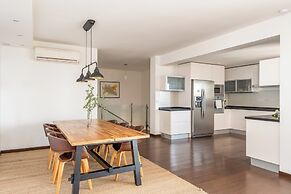 Spacious 3BR Villa with pool and views