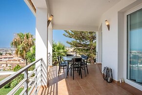 Spacious 3BR Villa with pool and views