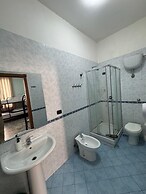 Central Station B&B Naples