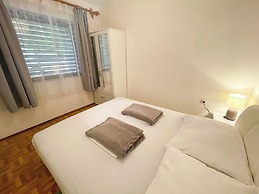 Apartment Irena 2