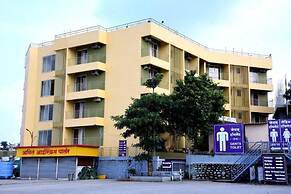 Hotel Amit Palace