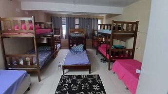 Hostel Bom e Familiar